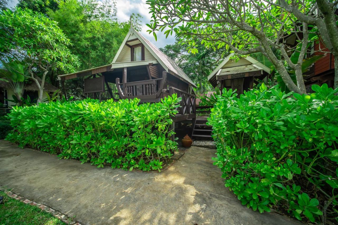 Baan Thong Ching Resort Khanom Kültér fotó