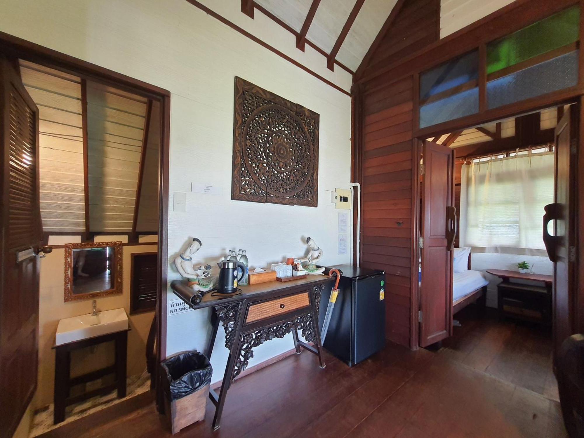 Baan Thong Ching Resort Khanom Kültér fotó