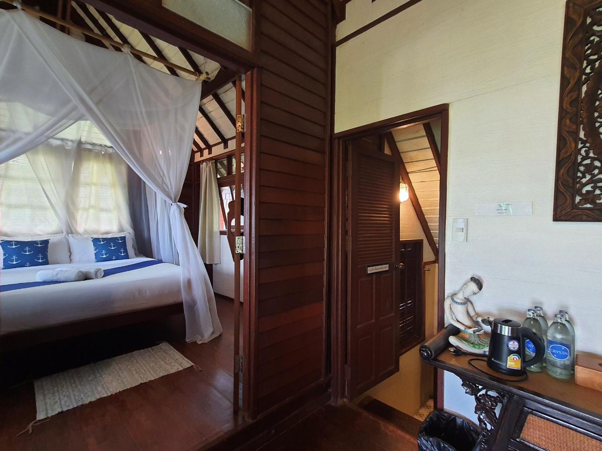 Baan Thong Ching Resort Khanom Kültér fotó